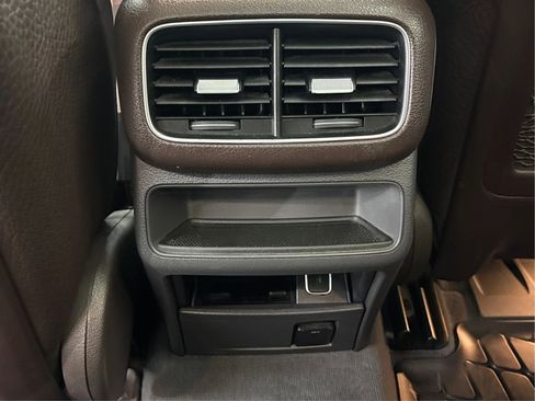 Used 2020 Mercedes-Benz GLS 450 4MATIC image 29