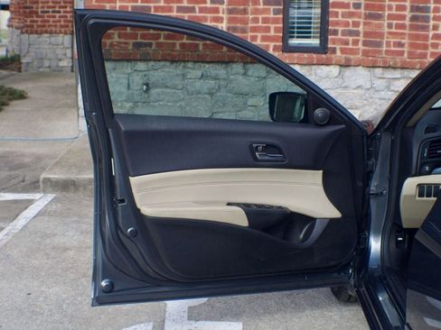 Used 2014 Acura ILX w/ Premium Package image 11