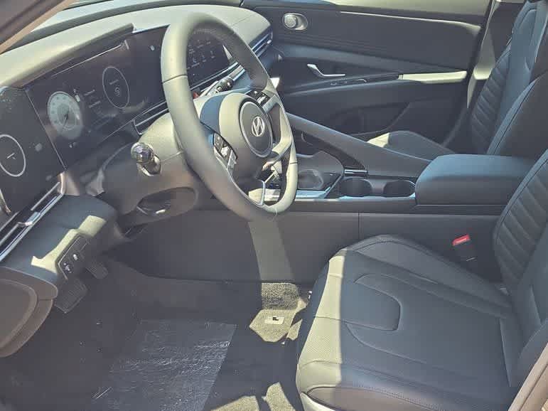 New 2026 Hyundai Elantra Limited FWD image 16