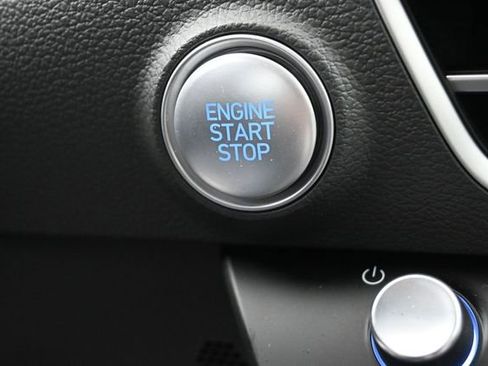 Used 2025 Hyundai Sonata SEL AWD/4WD image 18