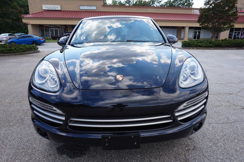 Used 2014 Porsche Cayenne Platinum Edition AWD/4WD image 4