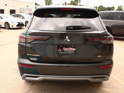 New 2025 Mitsubishi Outlander SEL image 10