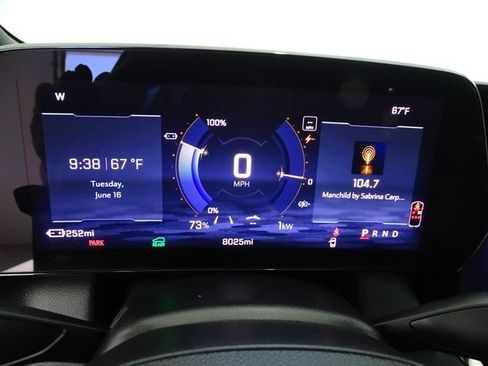 Used 2025 Chevrolet Equinox EV RS w/ Convenience Package II AWD/4WD image 15
