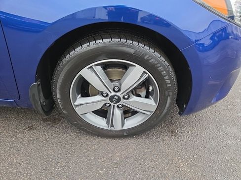 Used 2018 Kia Forte S image 21