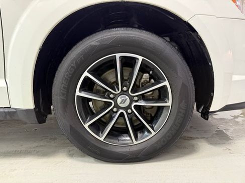 Used 2018 Dodge Journey SE w/ Popular Equipment Group FWD image 29