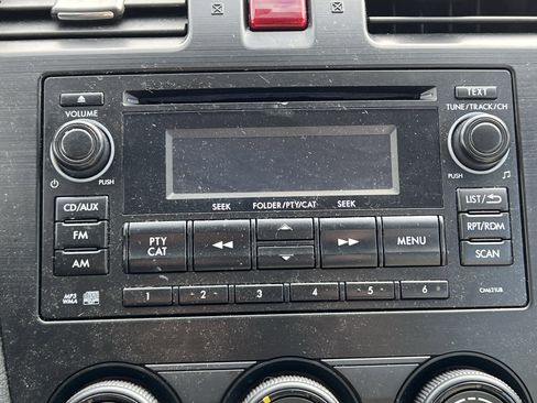 Used 2013 Subaru Impreza 2.0i image 24