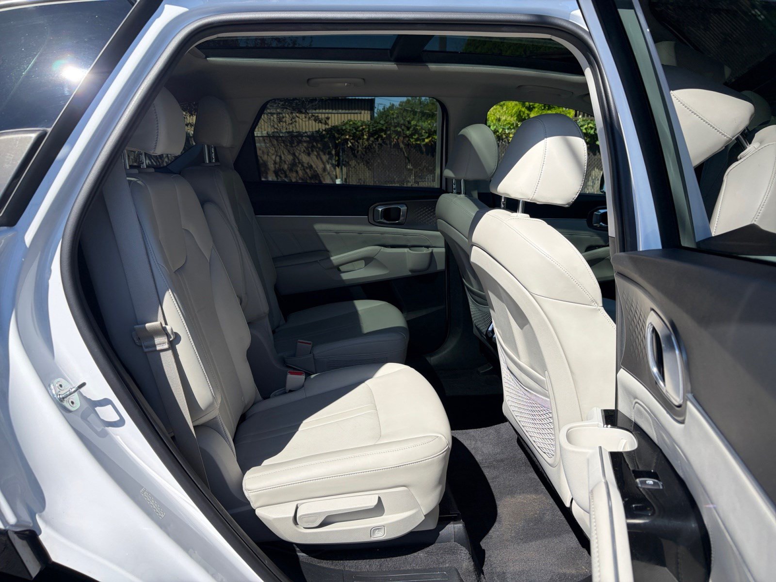 Used 2023 Kia Sorento SX AWD/4WD image 27