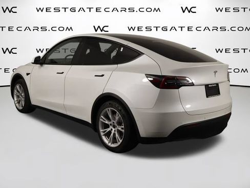Used 2021 Tesla Model Y 2WD image 40