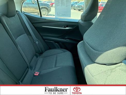 Used 2025 Toyota Camry LE image 24