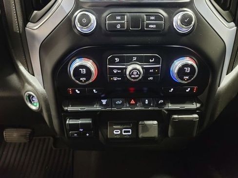Used 2022 GMC Sierra 3500 SLE w/ SLE Convenience Package image 19