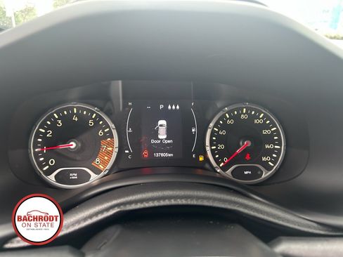 Used 2019 Jeep Renegade Sport AWD/4WD image 10