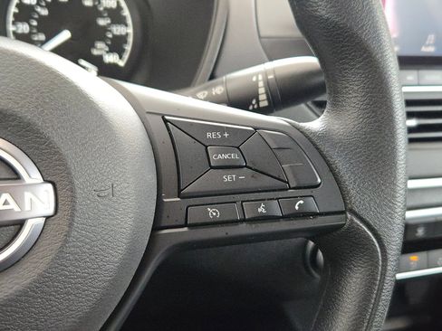 Used 2025 Nissan Altima 2.5 S FWD image 25