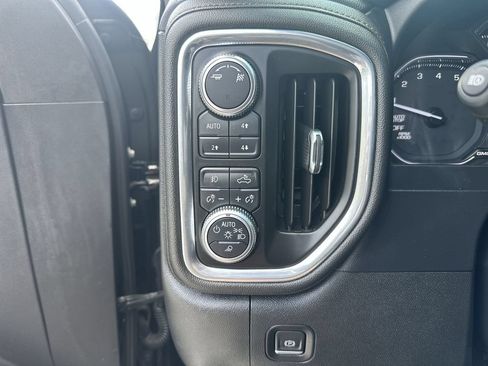 Used 2019 GMC Sierra 1500 AT4 w/ AT4 Premium Package AWD/4WD image 18