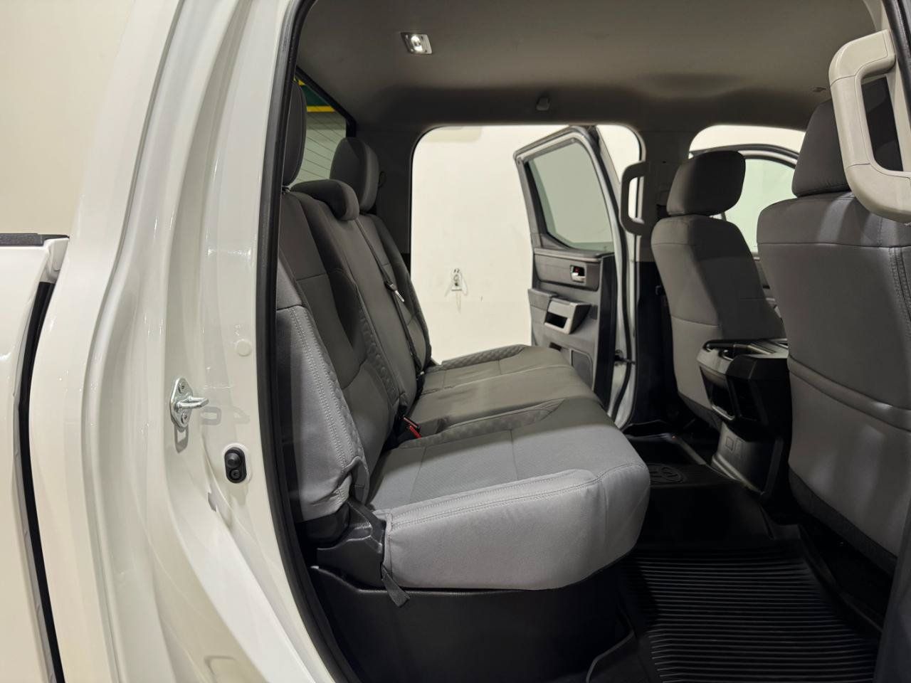 Used 2022 Toyota Tundra SR5 AWD/4WD image 14