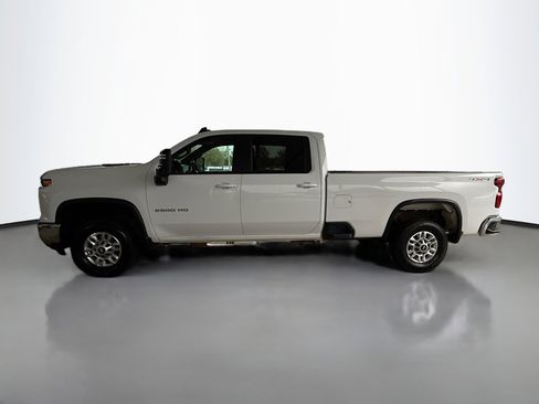 Used 2024 Chevrolet Silverado 2500 LT image 6