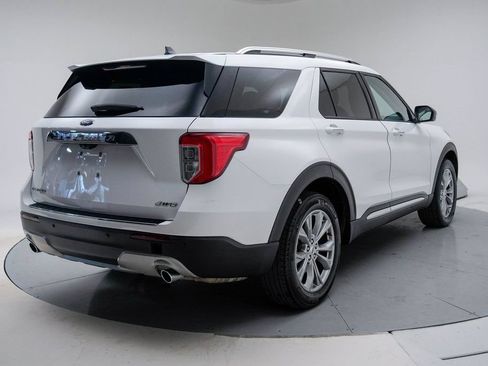 Used 2023 Ford Explorer Limited AWD/4WD image 10