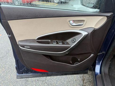 Used 2017 Hyundai Santa Fe Sport image 32