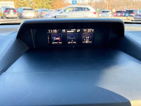 Used 2021 Subaru Forester Premium image 31