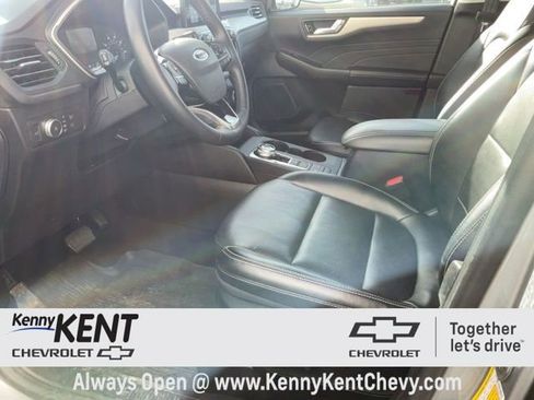 Used 2022 Ford Escape SEL image 22