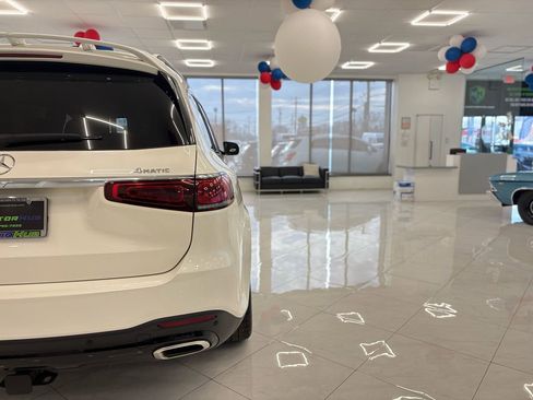 Used 2020 Mercedes-Benz GLS 580 4MATIC image 14