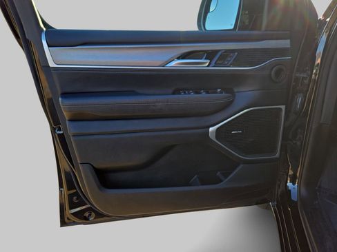 Used 2023 Jeep Wagoneer Series II image 31