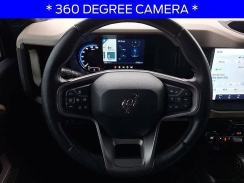 Certified 2021 Ford Bronco Wildtrak image 19