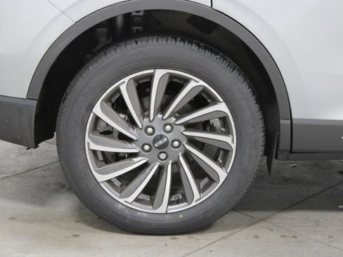 Used 2023 Lincoln Corsair Reserve w/ Equipment Group 201A AWD/4WD image 13