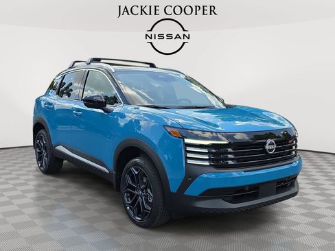 New 2026 Nissan Kicks SR w/ Cold Weather Package FWD image 3
