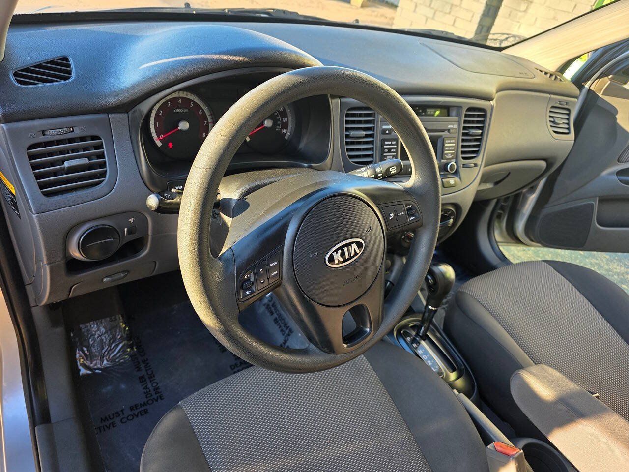 Used 2010 Kia Rio5 w/ Value Pkg FWD image 21