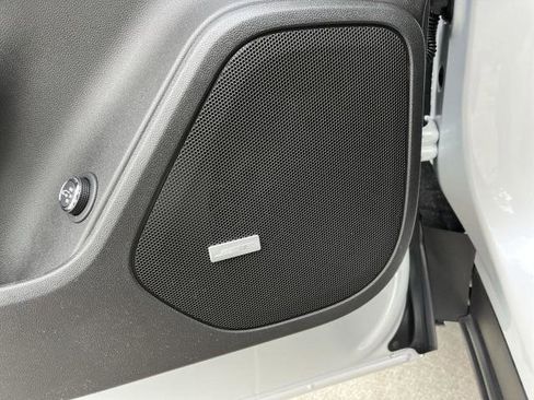 New 2024 Chevrolet Blazer Premier w/ Driver Confidence II Package image 24