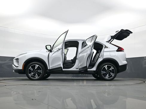 Used 2025 Mitsubishi Eclipse Cross SE image 34
