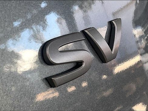 Used 2024 Nissan Rogue SV w/ SV Premium Package FWD image 10