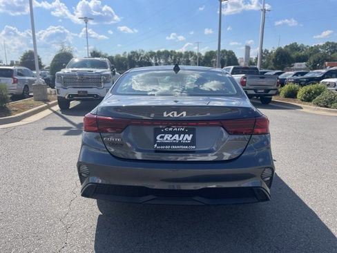 Used 2024 Kia Forte LXS image 6