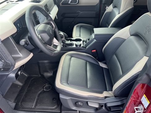 New 2026 Ford Bronco Big Bend w/ Black Diamond Package image 16