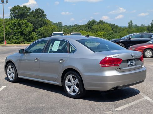 Used 2014 Volkswagen Passat 1.8T Wolfsburg Edition FWD image 7