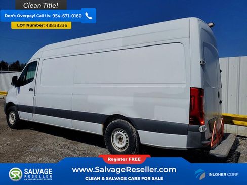 Used 2019 Mercedes-Benz Sprinter 170 Cargo image 3