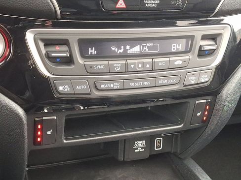 Certified 2021 Honda Passport Touring image 14