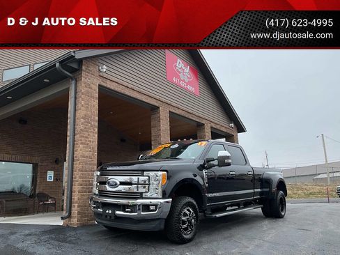 Used 2017 Ford F350 Lariat w/ Chrome Package image 1