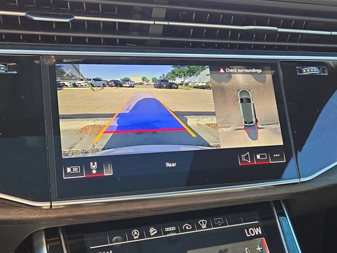 Used 2021 Audi Q8 Prestige w/ Prestige Package AWD/4WD image 18
