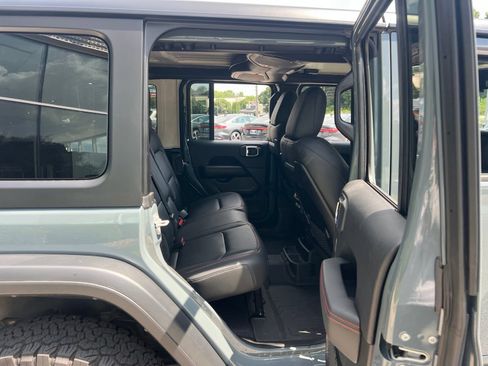 Used 2026 Jeep Wrangler Unlimited Rubicon w/ Safety Group AWD/4WD image 30