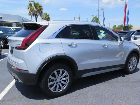 Used 2020 Cadillac XT4 Premium Luxury FWD image 3