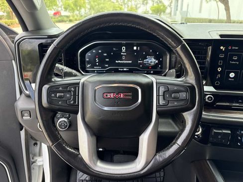 Used 2023 GMC Sierra 1500 SLT w/ SLT Premium Package AWD/4WD image 23