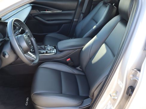 Used 2024 MAZDA CX-30 AWD 2.5 S w/ Preferred Package image 16