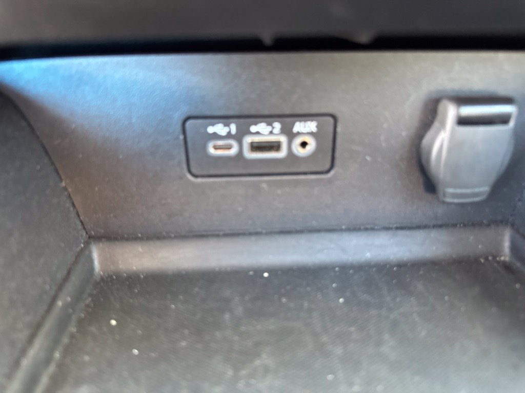 Used 2025 Nissan Altima 2.5 SV FWD image 19