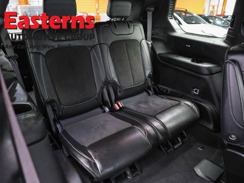 Used 2023 Jeep Grand Cherokee L Laredo AWD/4WD image 25