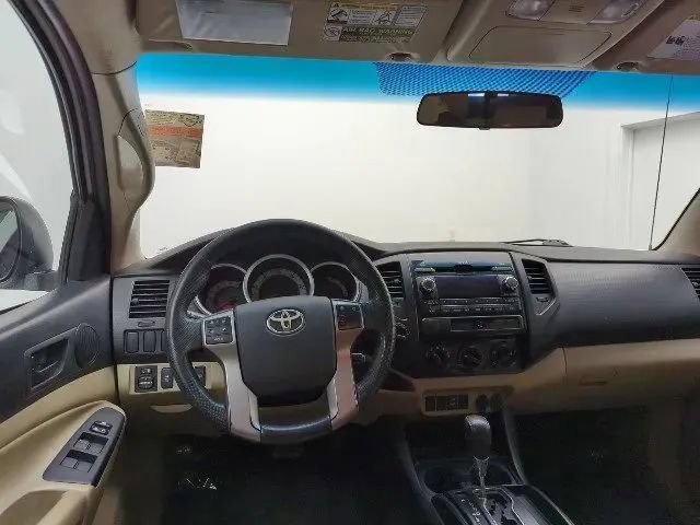 Used 2012 Toyota Tacoma 4x4 Double Cab w/ Convenience Pkg image 16