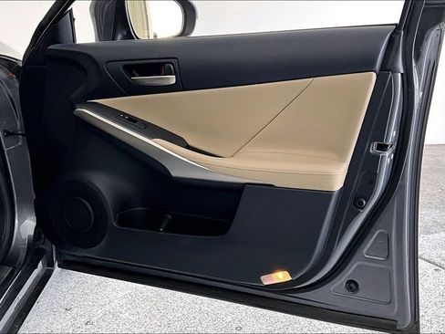 Used 2019 Lexus IS 300 F Sport w/ F Sport Package image 22