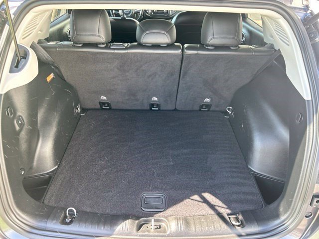 Used 2018 Jeep Compass Latitude FWD image 41