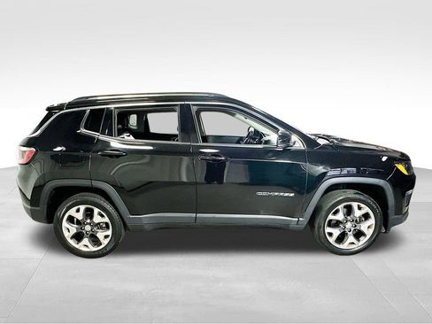 Used 2018 Jeep Compass Limited AWD/4WD image 10