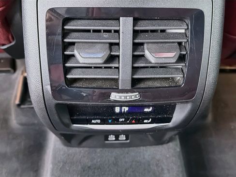 Used 2024 BMW X3 sDrive30i w/ Premium Package RWD image 19